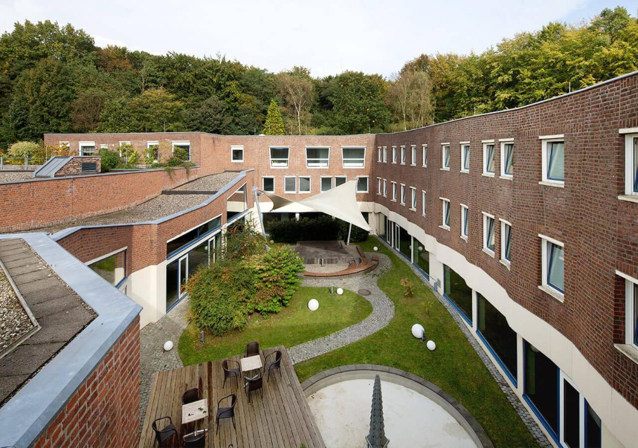 ホテル Katholische Akademie シュヴェーアテ エクステリア 写真